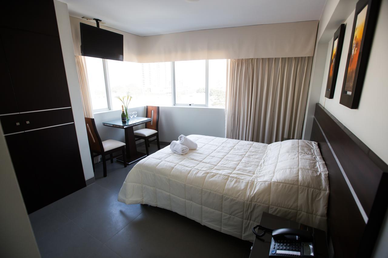 Mariategui Hotel & Suites Lima Buitenkant foto