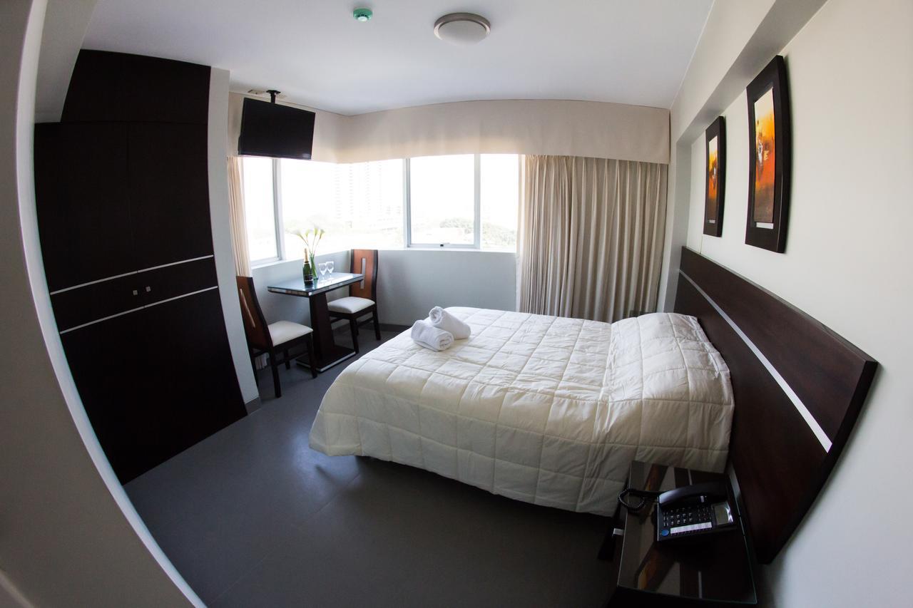 Mariategui Hotel & Suites Lima Buitenkant foto